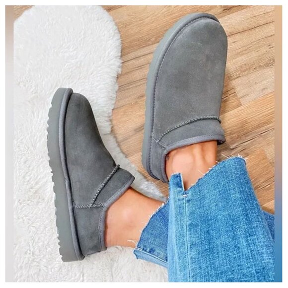 UGG Grey Classic Slippers Loafers Cozy Slip-Ons - Picture 4 of 7